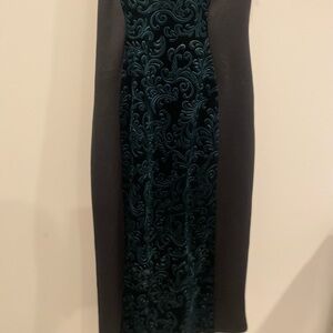 Wild daisy black strapless medium size dress